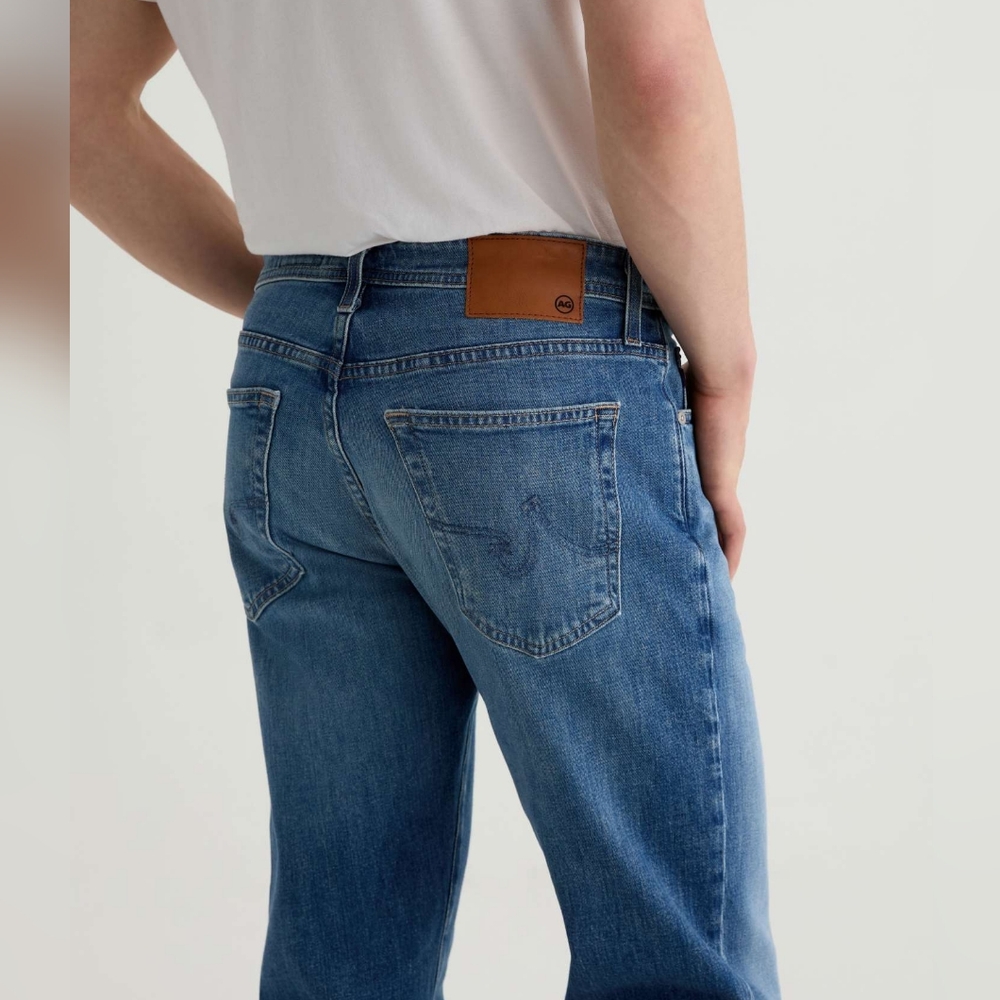 AG The Graduate Men's Jeans Size 31